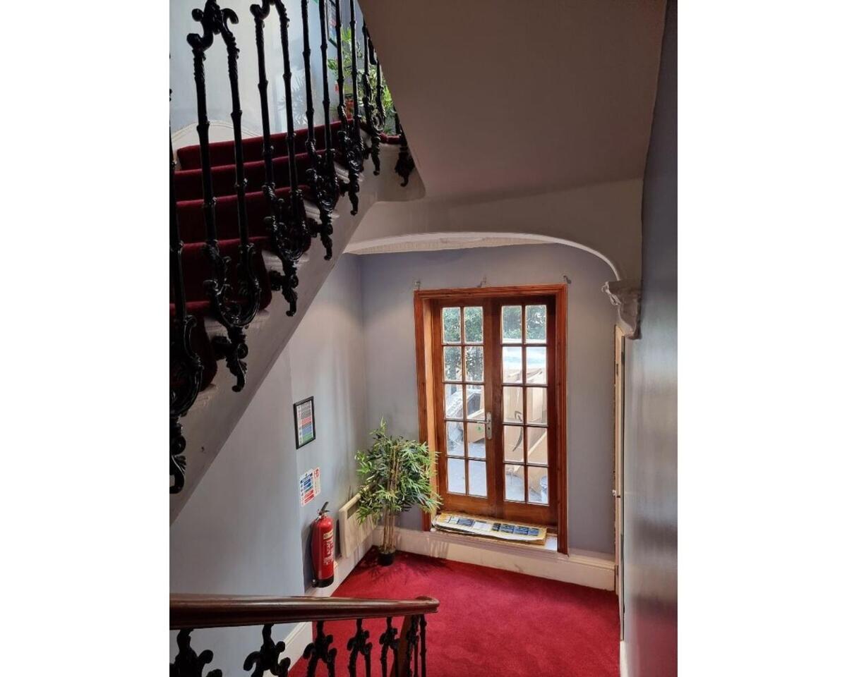 F103-maisonette 1st Floor Near Hyde Park Appartement *